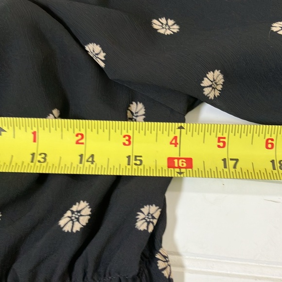 Madewell (Re)sourced Georgette Square-Neck Smock-Waist Top in Bloom Dot - Picture 11 of 12